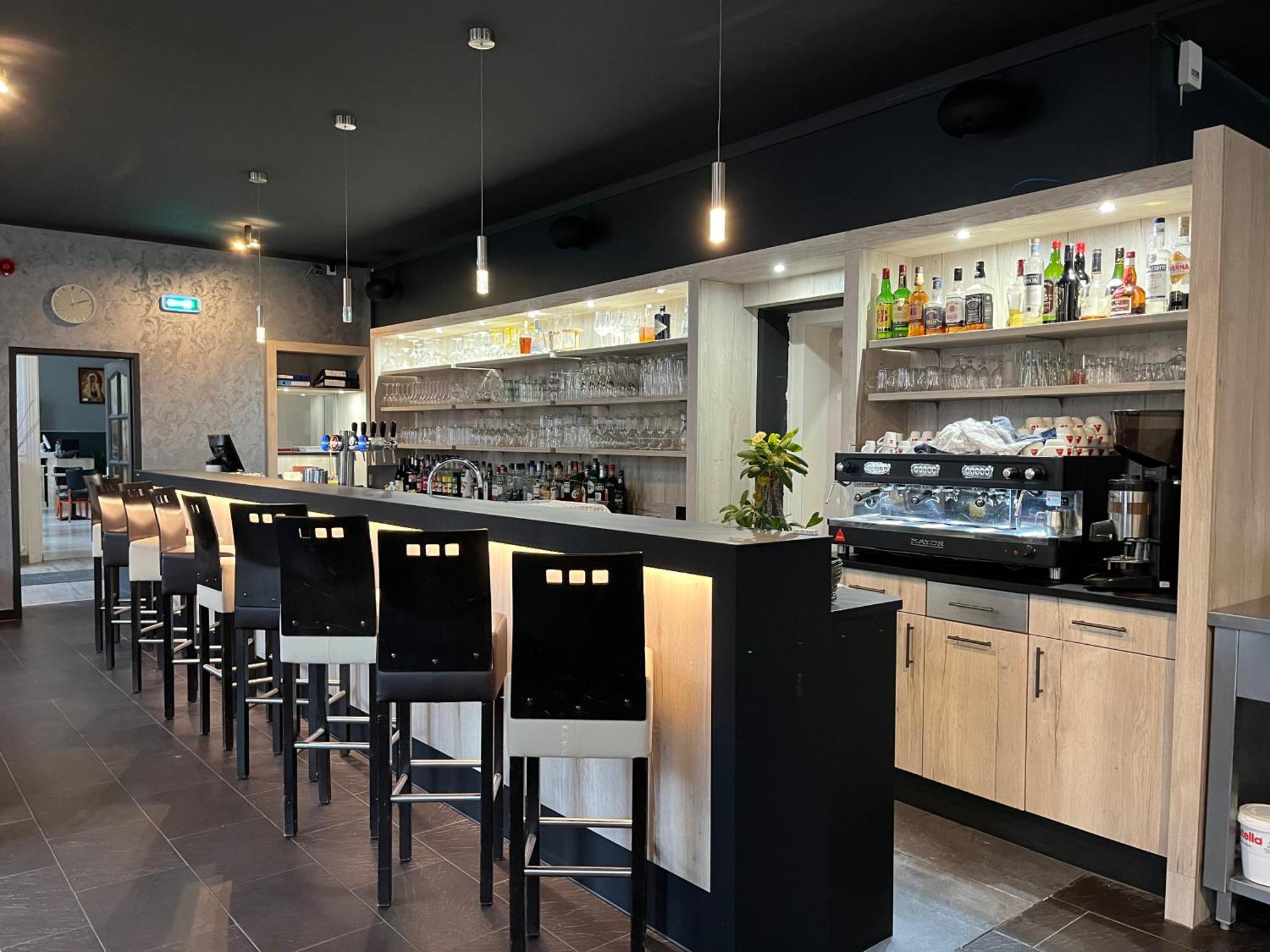 Hotel Restaurant Le Paris Mondorf-les-Bains Exteriör bild